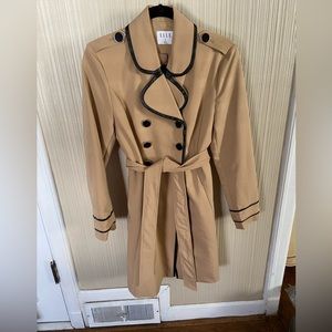 Women’s trench coat